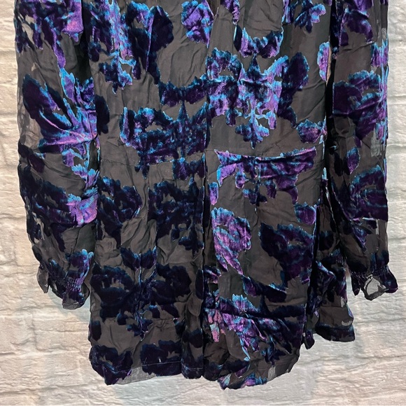 NWT - Anthropologie Adelyn Rae Floral Velvet Burnout Long Sleeve Romper - XS - Picture 8 of 15